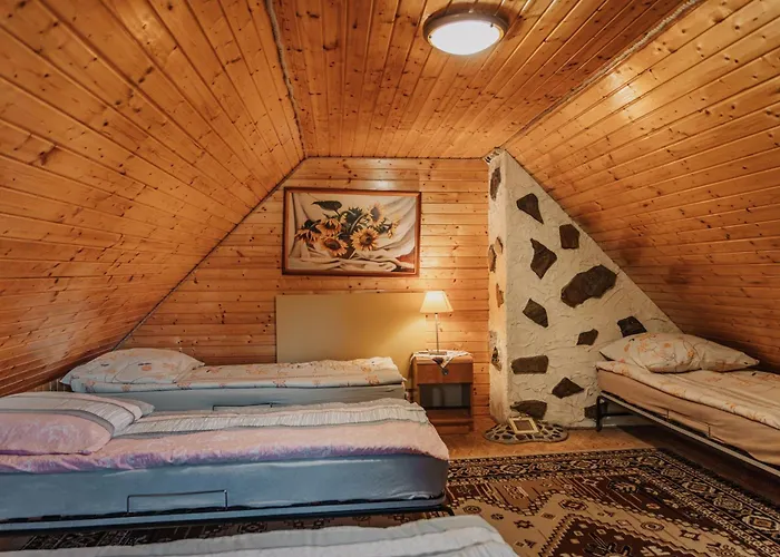 Деревянный коттедж 